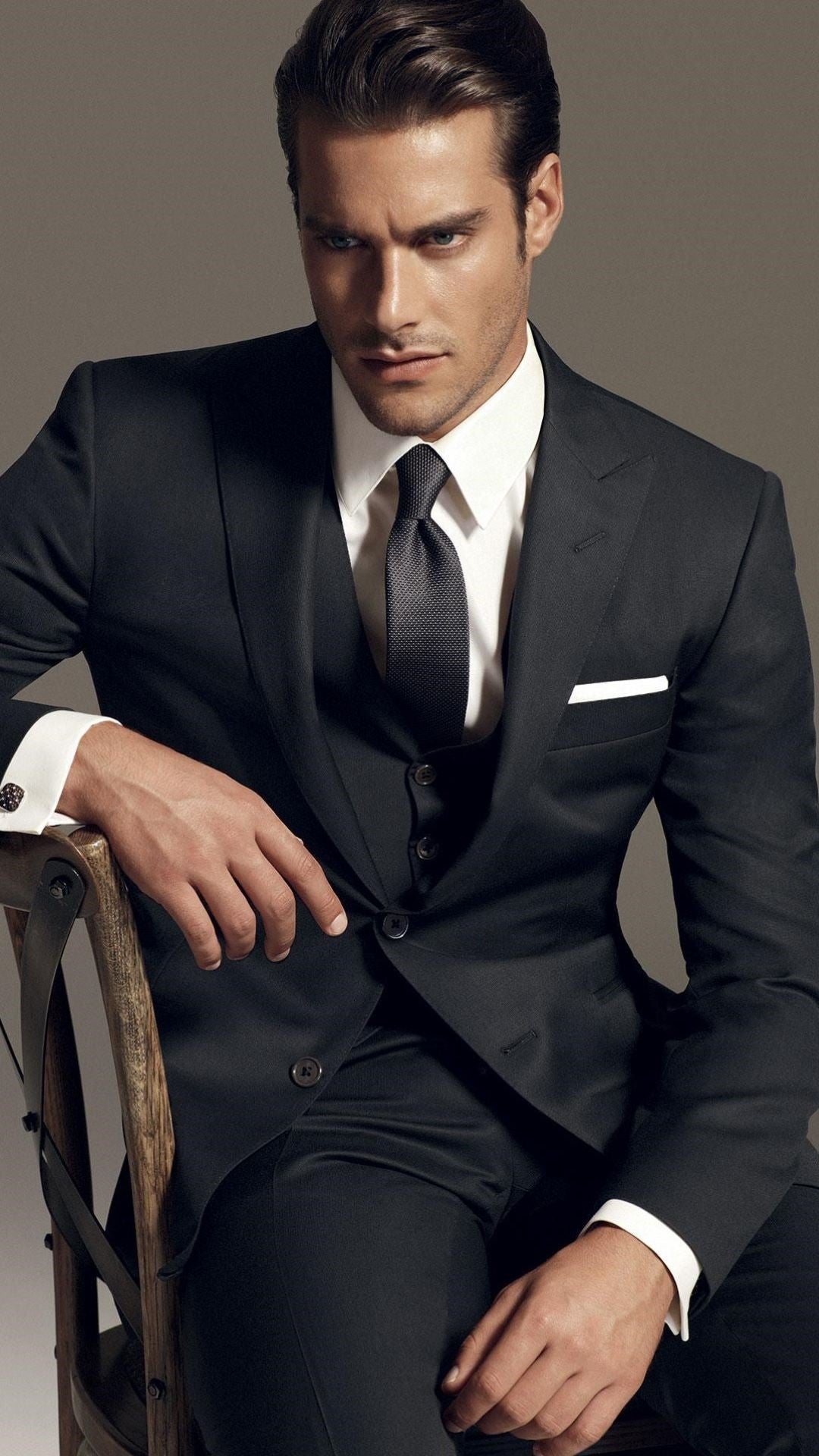 The Mobile App Men’s Club Collection